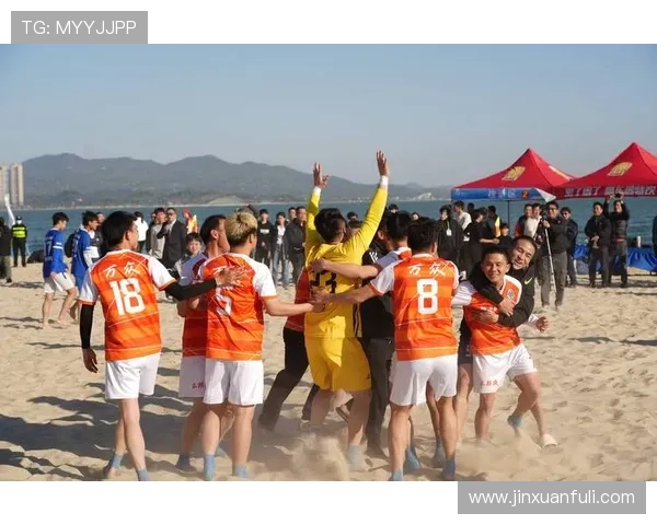 足球明星齐聚汕尾共庆盛事引发球迷热潮 足球明星齐聚汕尾共庆盛事引发球迷热潮