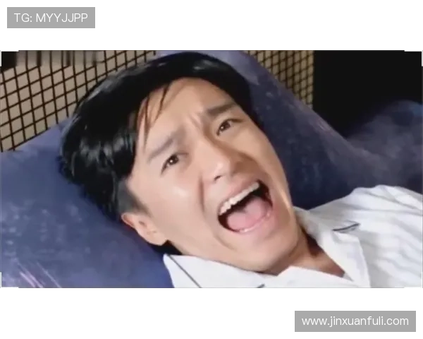 足球明星热爱周星驰幽默风格引发球迷共鸣与欢笑